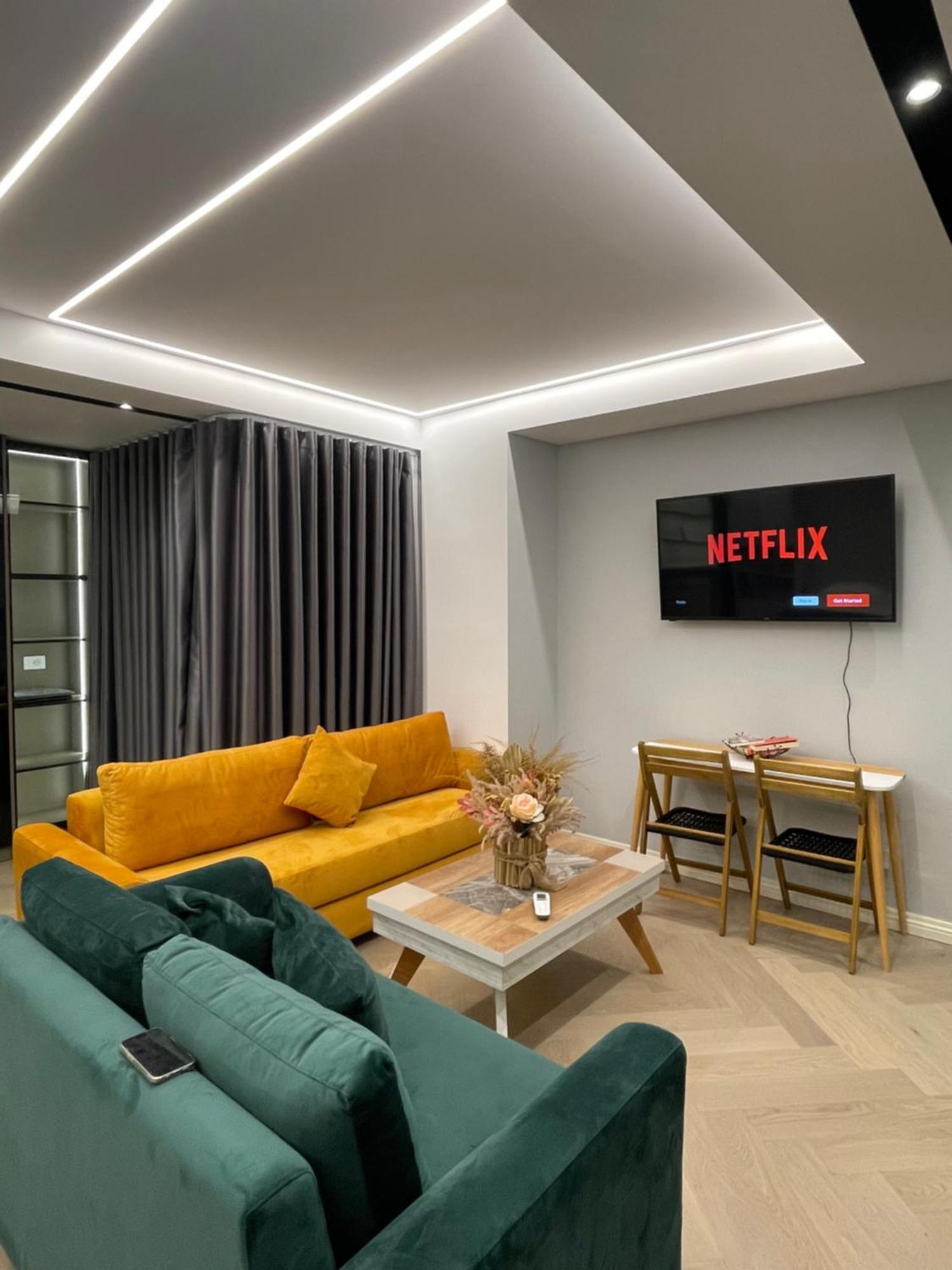 Luxury One Bedroom Apartment Tirana Exteriör bild